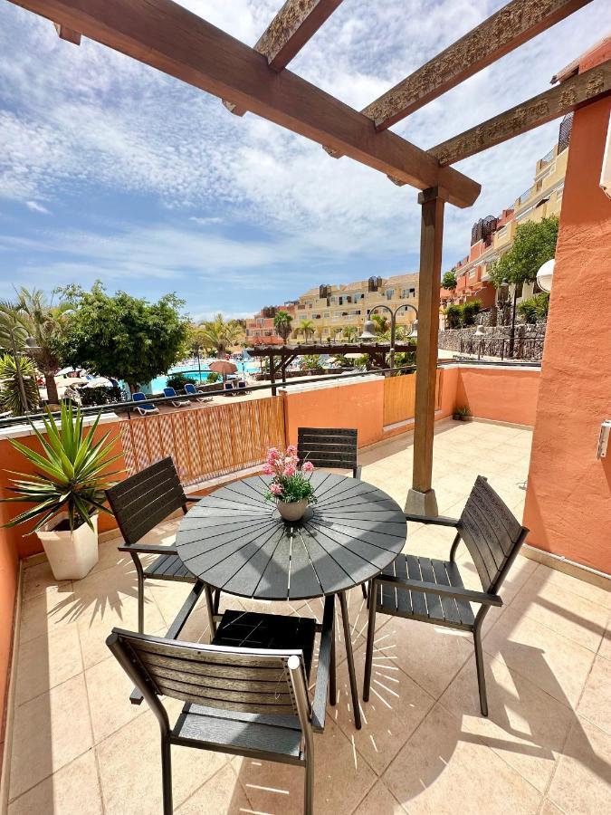 Sunny Apartment & Heated Pool 로스크리스티아노스 외부 사진